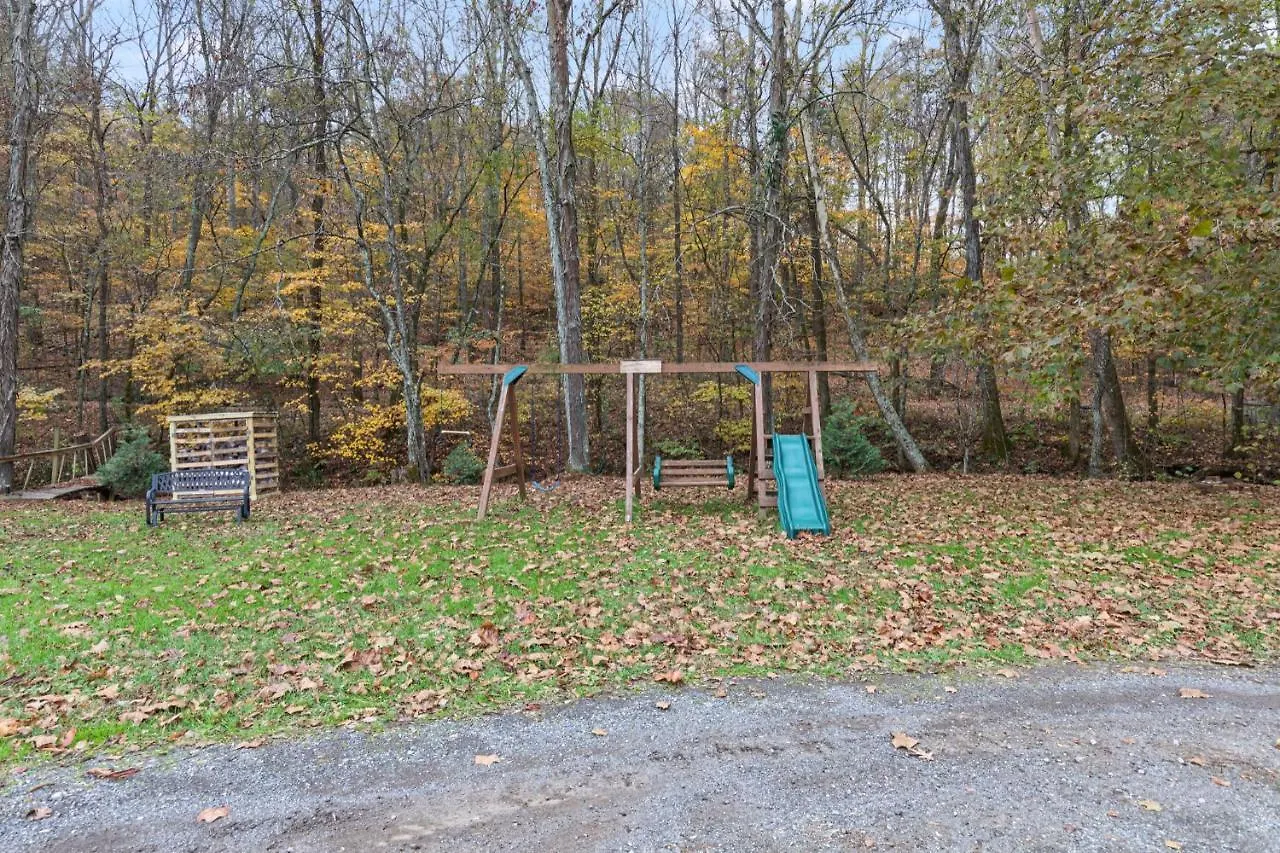 4 Bedroom Country Getaway Nashville 0*,  United States