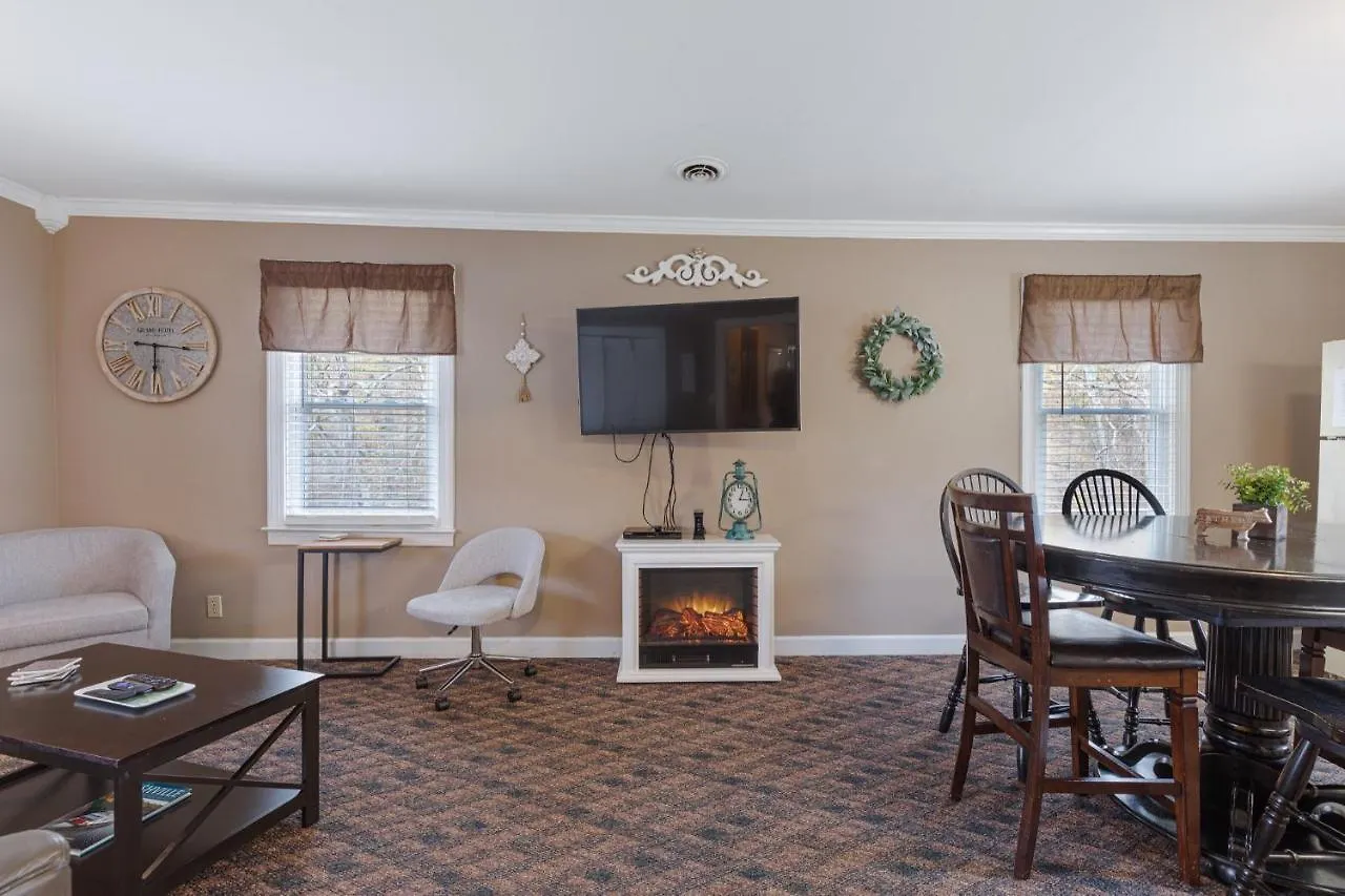 Villa 4 Bedroom Country Getaway Nashville