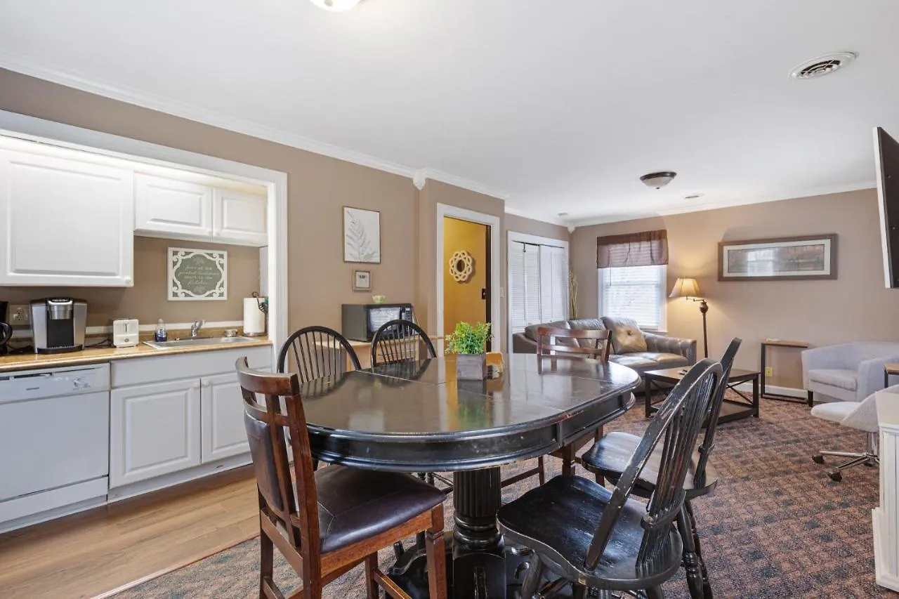 4 Bedroom Country Getaway Nashville 0*,  United States