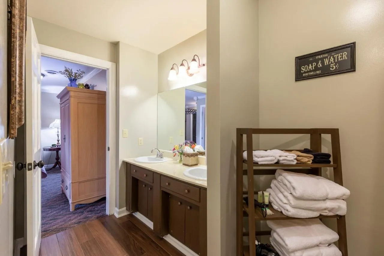 4 Bedroom Country Getaway Nashville 0*,